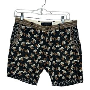 Scotch & Soda Men’s Floral Patterned Shorts. Size 28.
